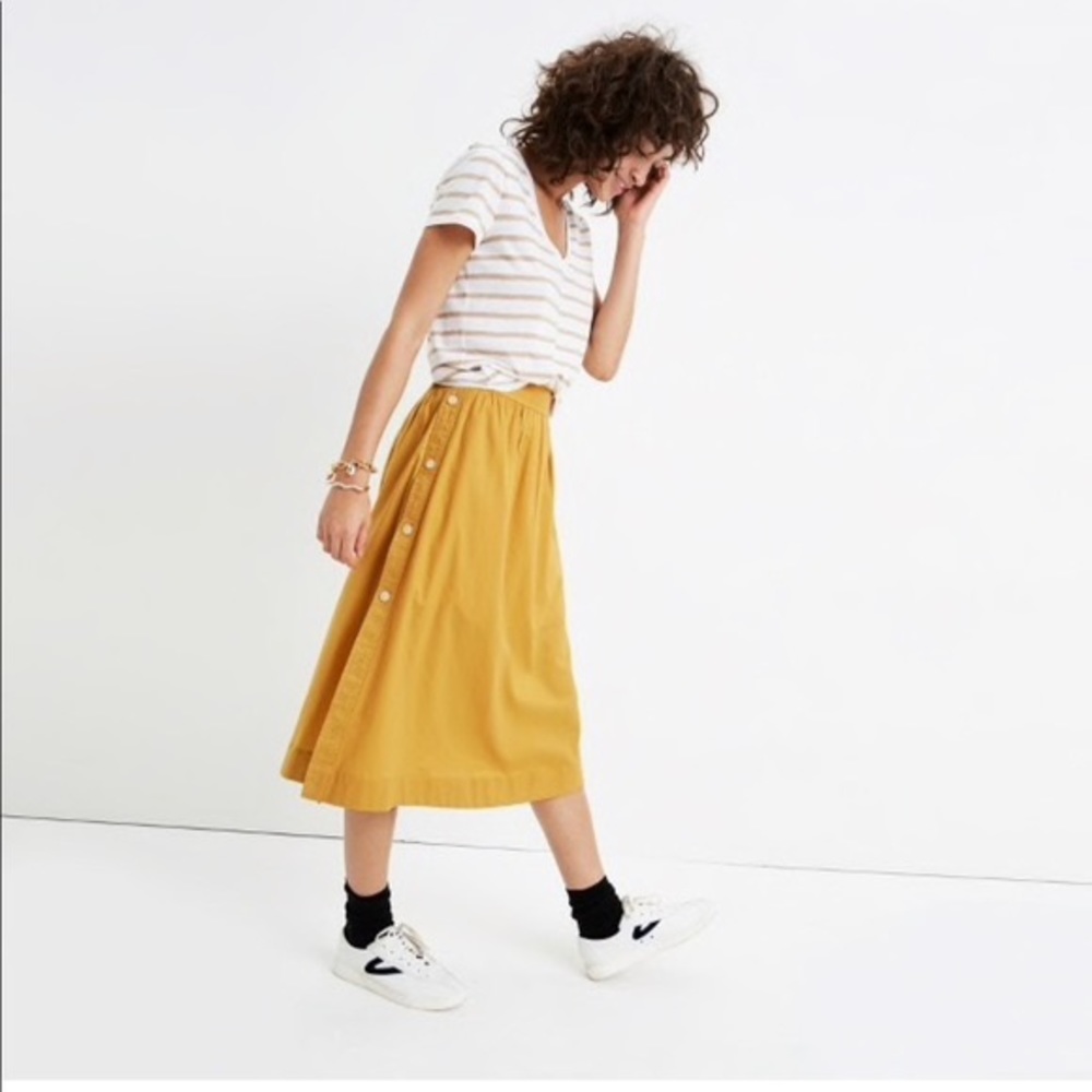 Madewell Side-Button Midi Skirt in Yellow